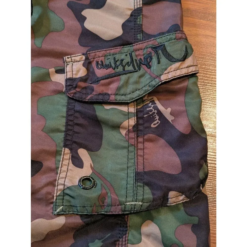 Vintage Y2K Quiksilver Camo Board Shorts Mens 33 Cargo Swim Trunks Surf 2000s